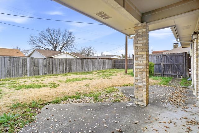 3401 Colonial Drive, Rowlett, TX 75088