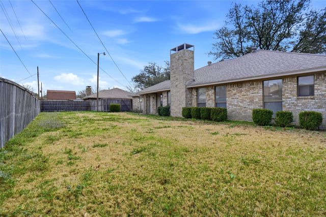 3401 Colonial Drive, Rowlett, TX 75088