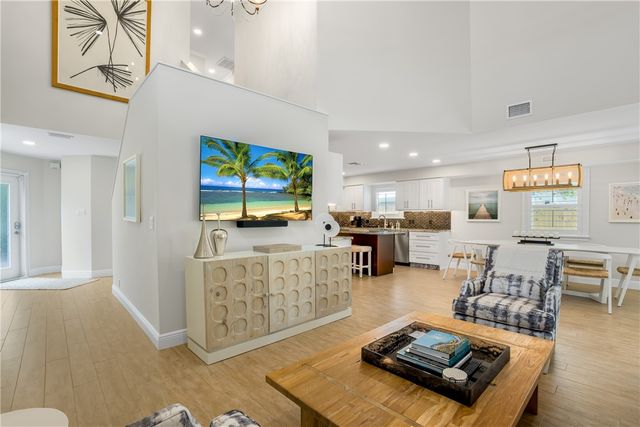 768 Bougainvillea Lane, Vero Beach, FL 32963