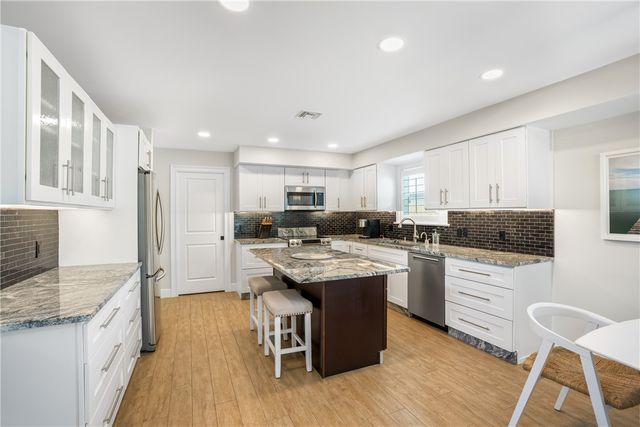 768 Bougainvillea Lane, Vero Beach, FL 32963