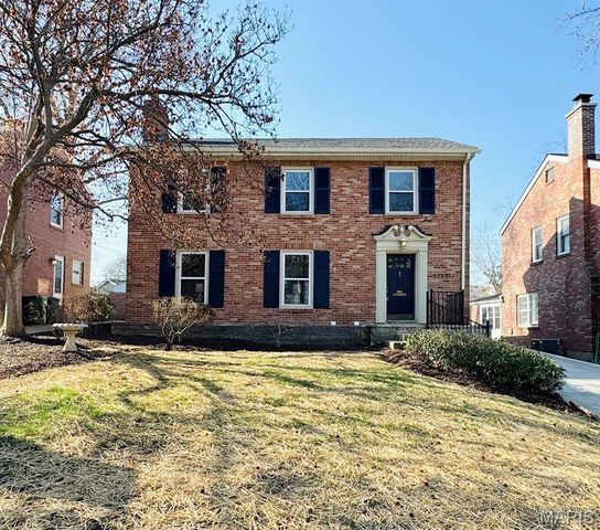 9366 White Avenue, Brentwood, MO 63144