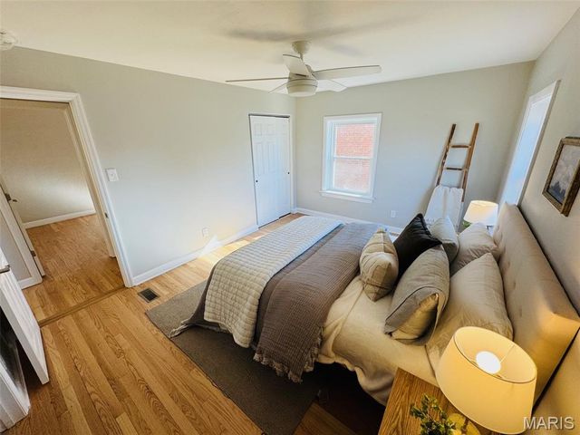 9366 White Avenue, Brentwood, MO 63144