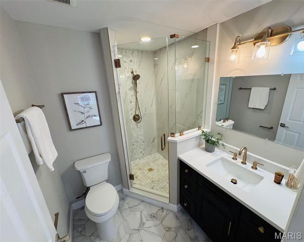 9366 White Avenue, Brentwood, MO 63144