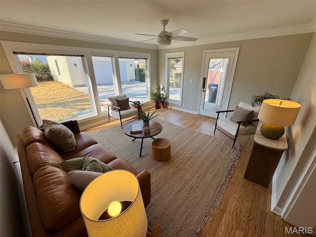 9366 White Avenue, Brentwood, MO 63144