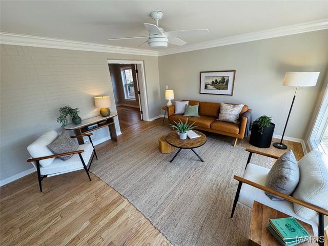 9366 White Avenue, Brentwood, MO 63144