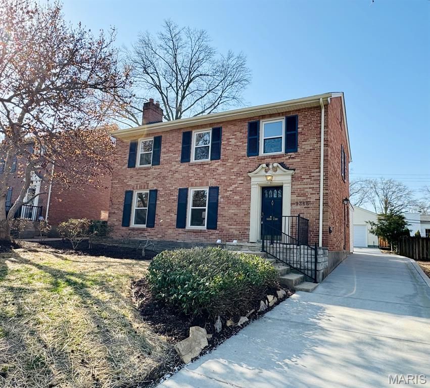 9366 White Avenue, Brentwood, MO 63144