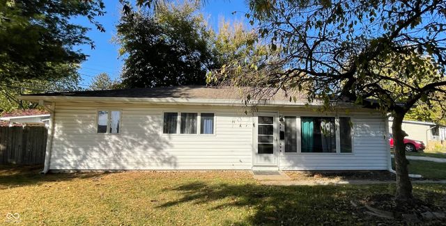 624 Sweetbriar Avenue, Whiteland, IN 46184