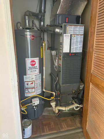 624 Sweetbriar Avenue, Whiteland, IN 46184