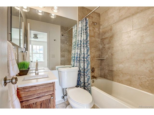 11847 E Kepner Dr, Aurora, CO 80012