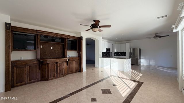 46159 W AMSTERDAM Road, Maricopa, AZ 85139