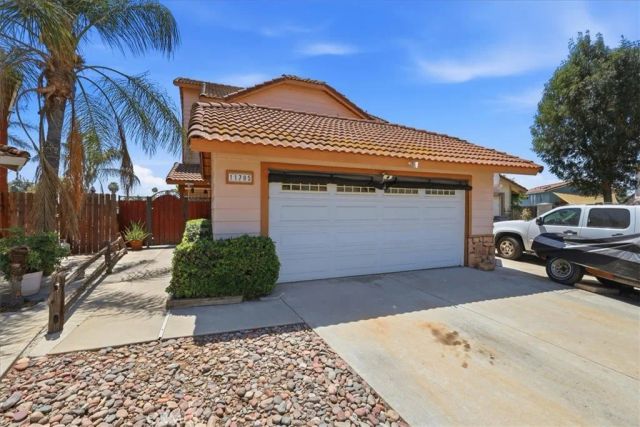 11785 Briar Knoll, Moreno Valley, CA 92557