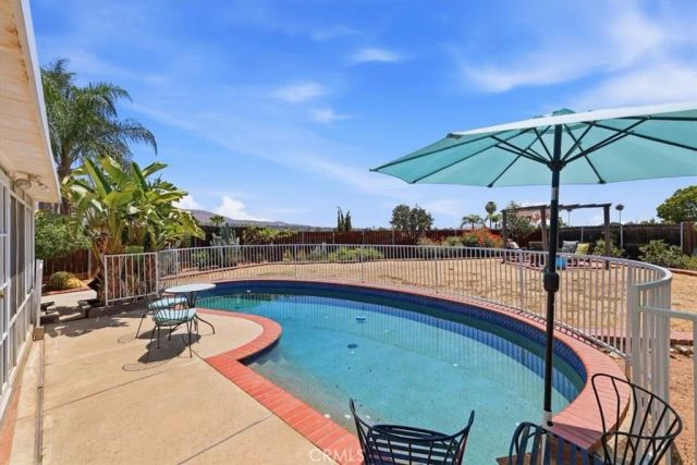 11785 Briar Knoll, Moreno Valley, CA 92557
