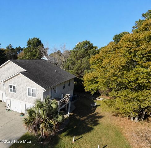 305 Osprey Ridge Drive North, Emerald Isle, NC 28594
