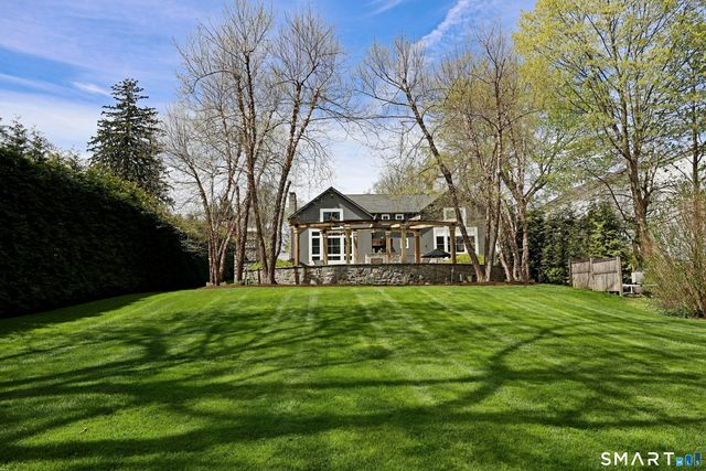 250 Main Street, Ridgefield, CT 06877