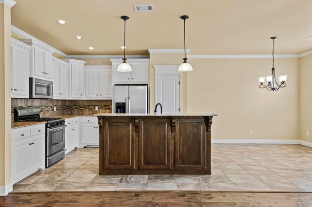 304 Prospect Park Loop, Bryant, AR 72022