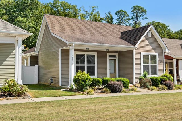 304 Prospect Park Loop, Bryant, AR 72022