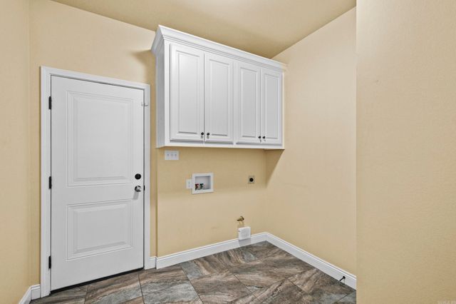 304 Prospect Park Loop, Bryant, AR 72022