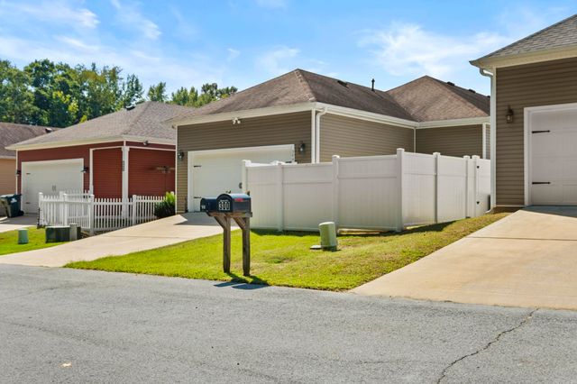 304 Prospect Park Loop, Bryant, AR 72022