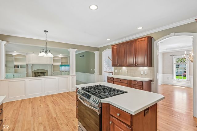 12069 Bayhill Drive, Carmel, IN 46033