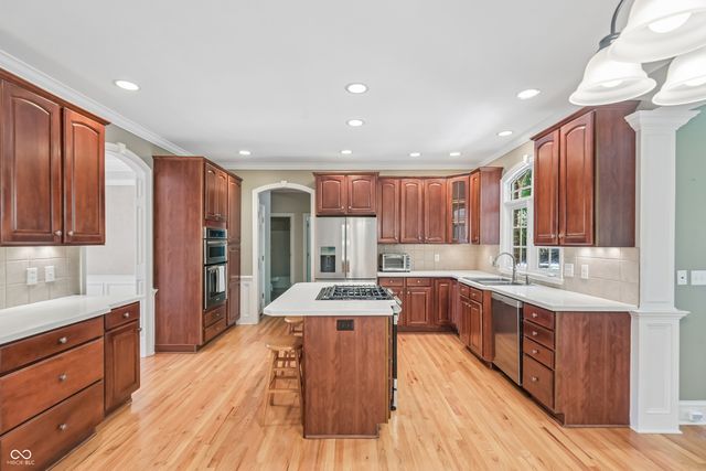 12069 Bayhill Drive, Carmel, IN 46033