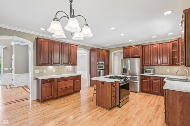 12069 Bayhill Drive, Carmel, IN 46033