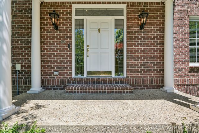 12069 Bayhill Drive, Carmel, IN 46033