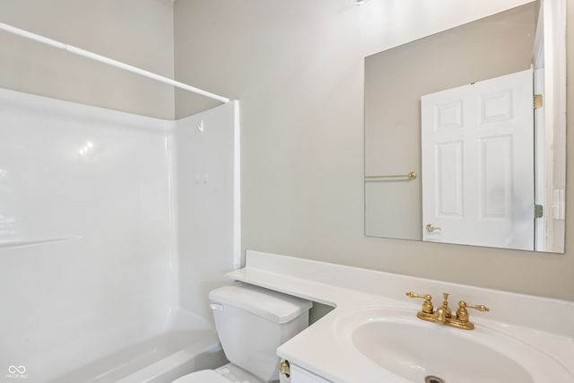 12069 Bayhill Drive, Carmel, IN 46033