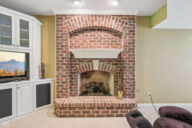 12069 Bayhill Drive, Carmel, IN 46033