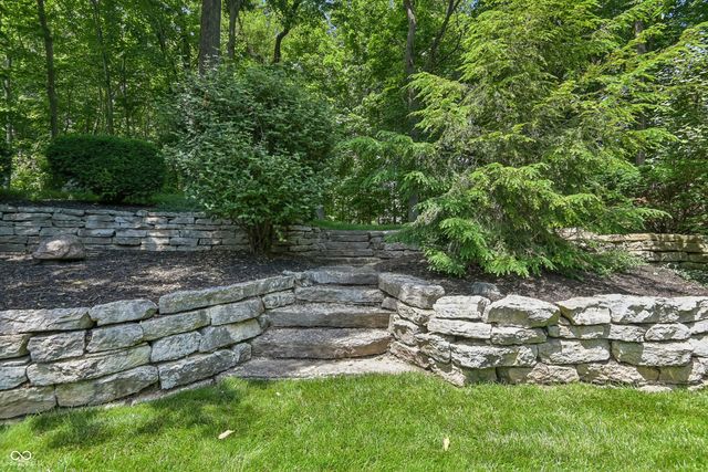 12069 Bayhill Drive, Carmel, IN 46033