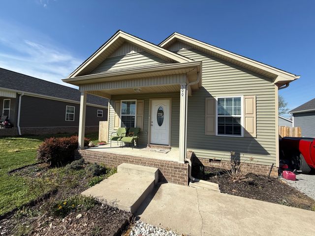 399 Church St, Portland, TN 37148