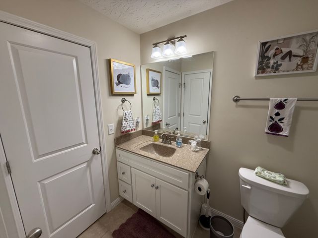 399 Church St, Portland, TN 37148