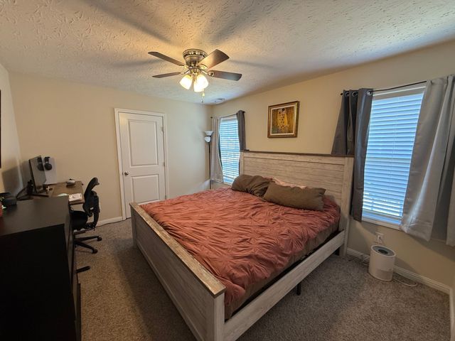 399 Church St, Portland, TN 37148