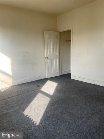 6102 GLENMORE AVE, Philadelphia, PA 19142