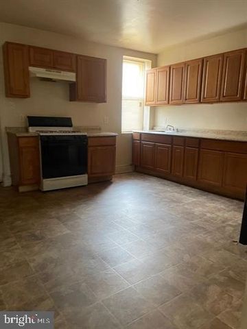 6102 GLENMORE AVENUE, Philadelphia, PA 19142