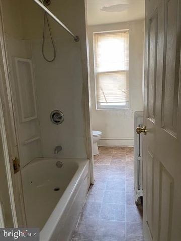 6102 GLENMORE AVE, Philadelphia, PA 19142