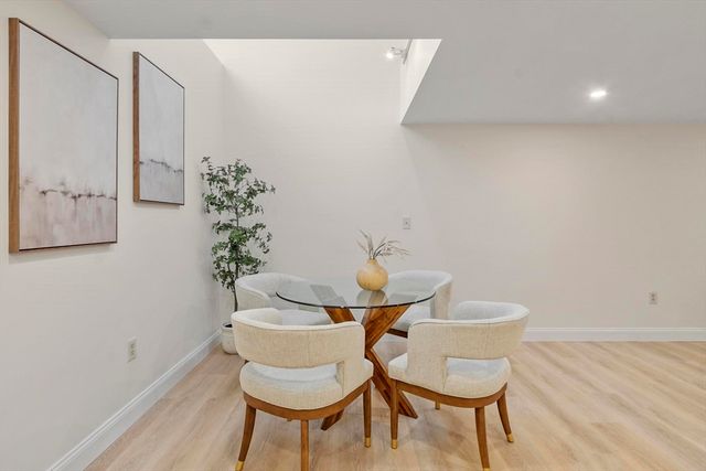 75 Page Road 20, Bedford, MA 01730