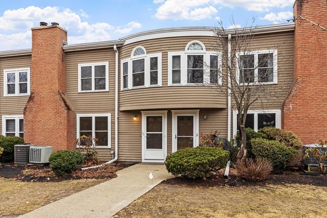 75 Page Road 20, Bedford, MA 01730