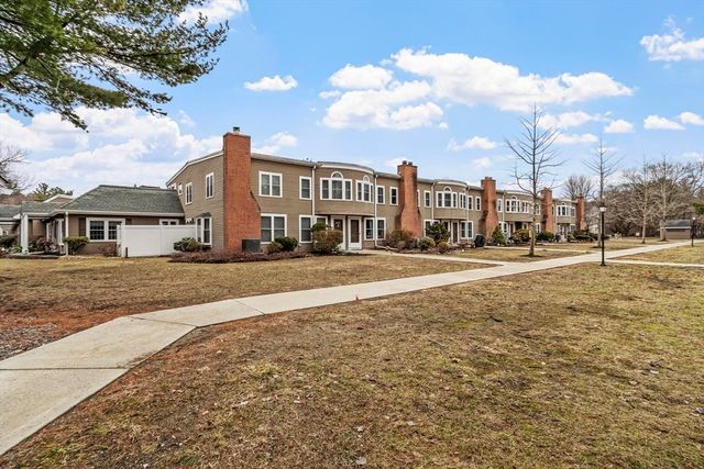 75 Page Road 20, Bedford, MA 01730