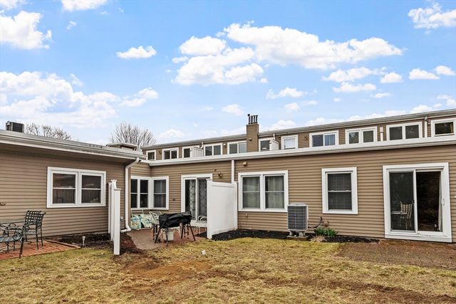 75 Page Road 20, Bedford, MA 01730
