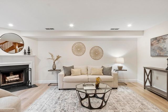 75 Page Road 20, Bedford, MA 01730