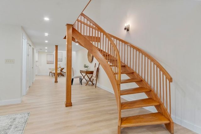 75 Page Road 20, Bedford, MA 01730