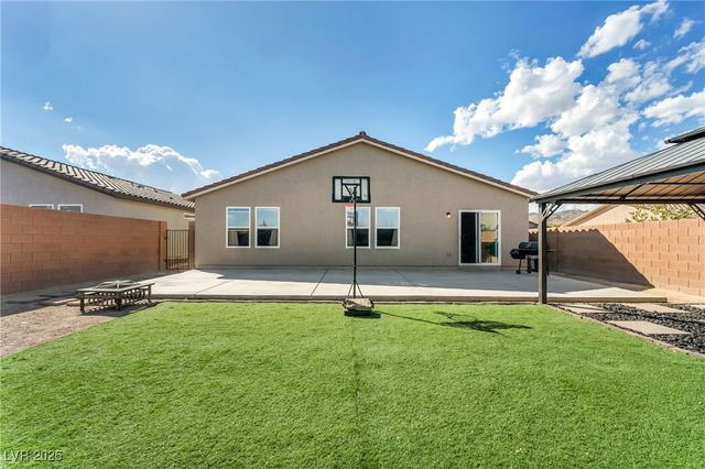 840 Turtleback Falls Avenue, Indian Springs, NV 89018