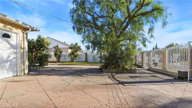 8838 Murietta, Panorama City, CA 91402