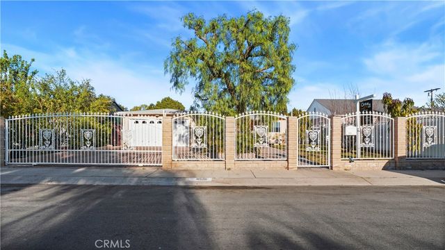 8838 Murietta, Panorama City, CA 91402