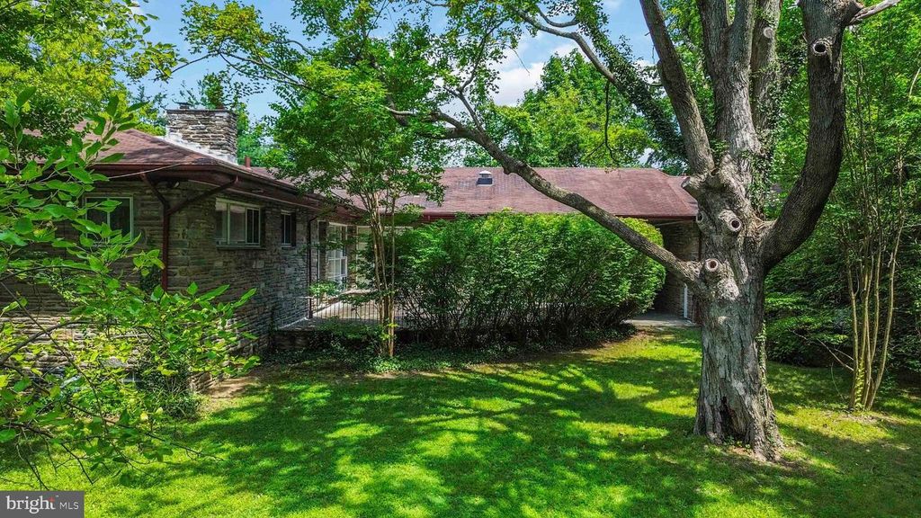 7901 GLEN OAK RD, Elkins Park, PA 19027