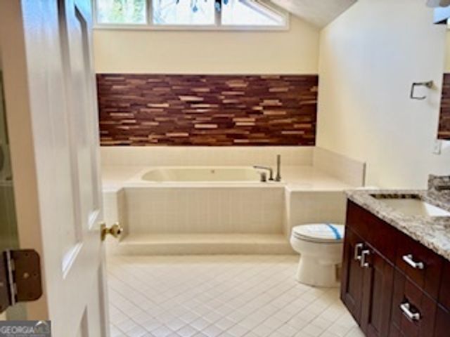 8323 Seven Oaks Drive, Jonesboro, GA 30236