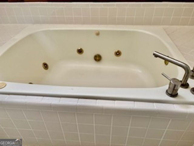 8323 Seven Oaks Drive, Jonesboro, GA 30236