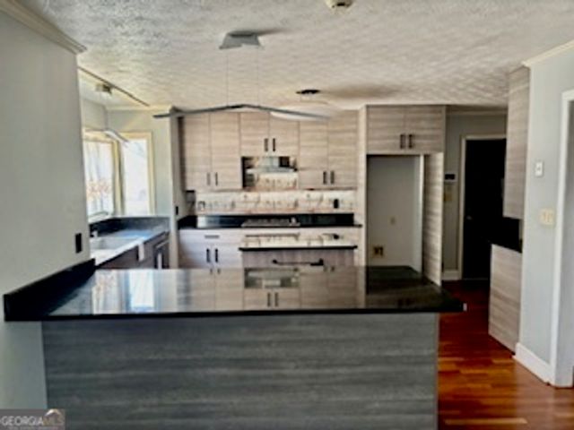 8323 Seven Oaks Drive, Jonesboro, GA 30236