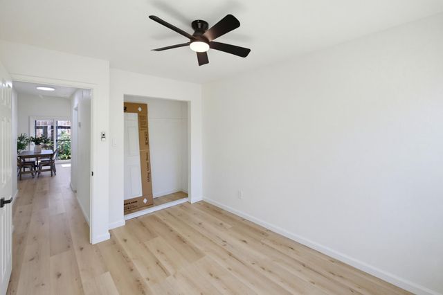 3932 Whitney Ave, Sacramento, CA 95821