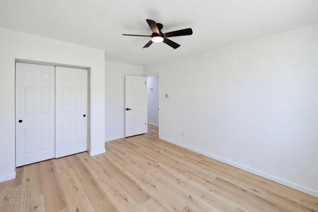 3932 Whitney Ave, Sacramento, CA 95821